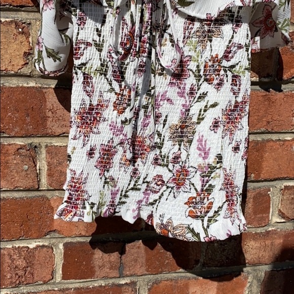 Floral Tank Top - Picture 7 of 7